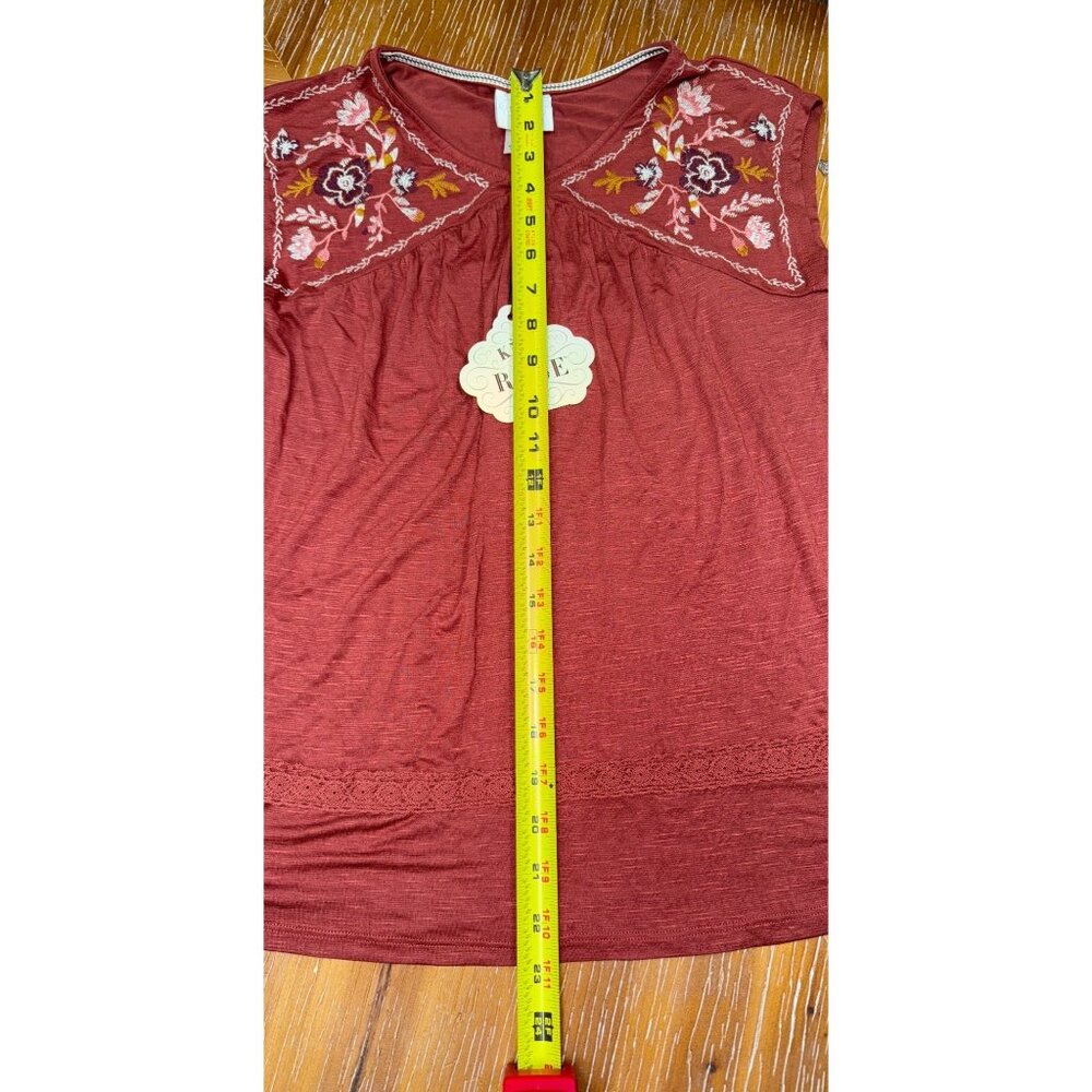 Knox Rose Embroidered Sleeveless Top XS Rayon/Spandex Blend Burgundy Boho Style - Picture 4 of 7